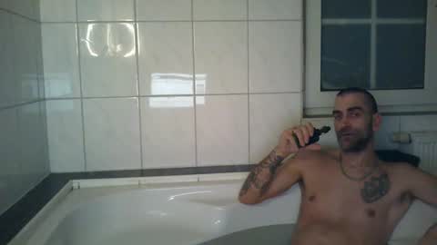 Snapshot of not4one chatting on 02-04-25, 11:16 not4one online show from 02-04-25, 11:16