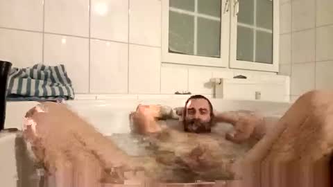 Snapshot of not4one chatting on 03-09-25, 09:25 not4one online show from 03-09-25, 09:25