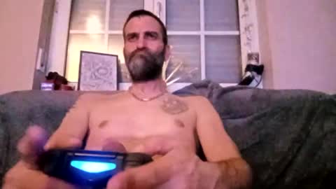 Snapshot of not4one chatting on 03-10-25, 10:45 not4one online show from 03-10-25, 10:45