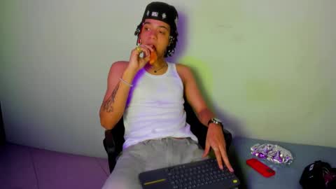 HOFFMAN online show from 02-07-25, 01:32