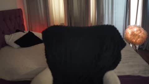 Tina online show from 05-08-26, 01:38