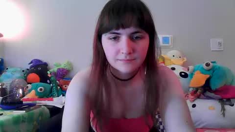 Snapshot of notchocomilky chatting on 09-20-25, 03:46 Milk  online show from 09-20-25, 03:46
