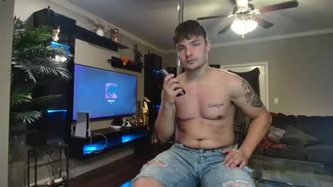 Snapshot of notoribliss chatting on 09-23-25, 12:35 Riley online show from 09-23-25, 12:35