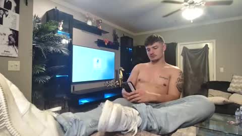 Snapshot of notoribliss chatting on 10-20-25, 04:46 Riley online show from 10-20-25, 04:46