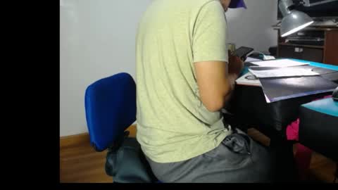 Snapshot of nova22ink chatting on 06-10-26, 03:18 nova22ink online show from 06-10-26, 03:18