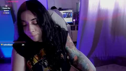  s online show from 10-20-25, 08:09