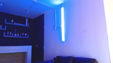 Nova Salvatore online show from 01-12-26, 04:07