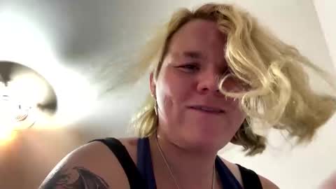 Snapshot of novamay96 chatting on 10-16-25, 01:50 novamay96 online show from 10-16-25, 01:50