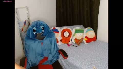 Snapshot of novaperotti chatting on 07-10-26, 12:37 novaperotti online show from 07-10-26, 12:37