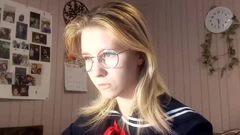 Sari  It is my first day  online show from 02-17-26, 02:24