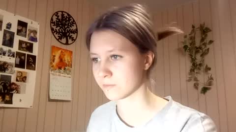 Sari  It is my first day  online show from 02-28-26, 03:24