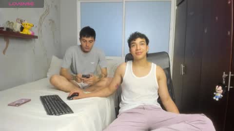 Snapshot of noxx_stark chatting on 10-12-25, 01:59 Noxx  online show from 10-12-25, 01:59