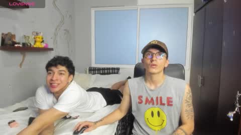Snapshot of noxx_stark chatting on 10-18-25, 01:08 Noxx  online show from 10-18-25, 01:08