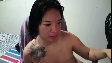 Snapshot of noxxvelveth chatting on 08-08-26, 04:31 noxxvelveth online show from 08-08-26, 04:31