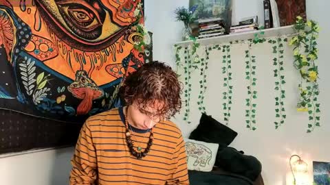 maxie online show from 04-05-26, 04:20