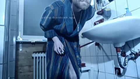 Snapshot of nudemox chatting on 12-29-24, 09:09 nudemox online show from 12-29-24, 09:09