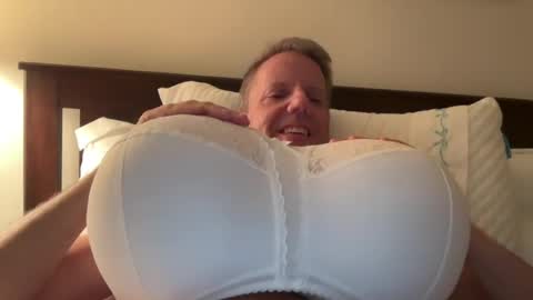 Don online show from 07-31-26, 04:34