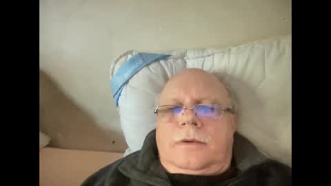 nukiss online show from 10-22-25, 09:42