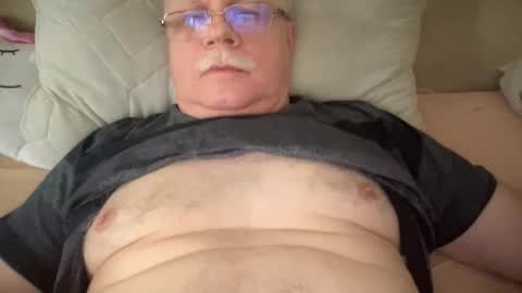 nukiss online show from 11-18-25, 09:36