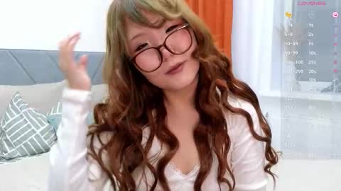 Snapshot of nullgirll chatting on 03-18-26, 12:36 Erica online show from 03-18-26, 12:36