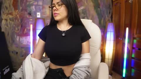 Claudia online show from 10-07-25, 12:08