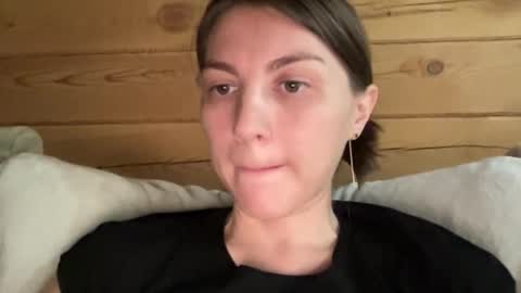 Ema online show from 09-23-25, 03:37