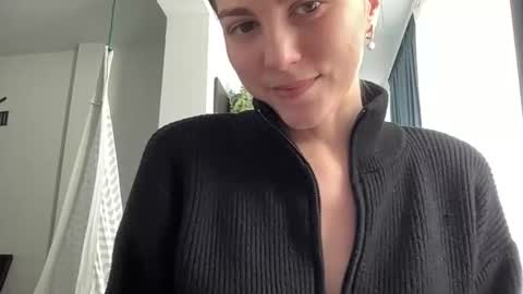 Ema online show from 10-18-25, 06:05