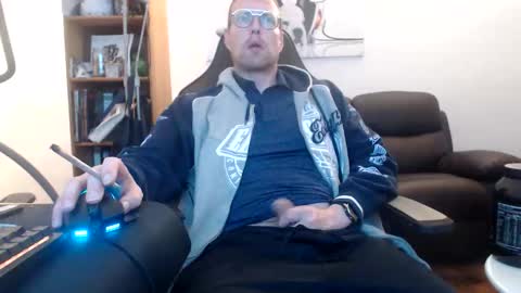 Snapshot of nursefan chatting on 10-09-25, 07:23 nursefan online show from 10-09-25, 07:23