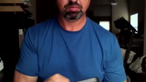 nvrenuff1979 online show from 10-02-25, 11:39