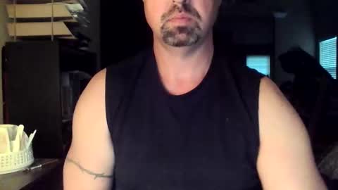 nvrenuff1979 online show from 10-31-25, 11:44