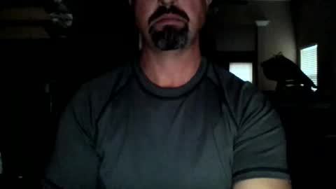 nvrenuff1979 online show from 12-03-25, 12:36