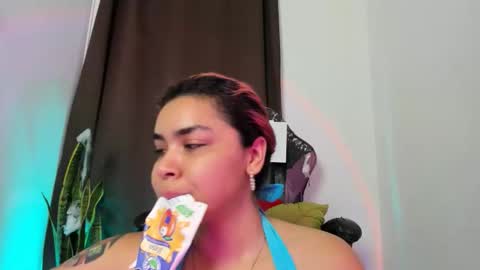 Nia online show from 11-19-25, 10:37