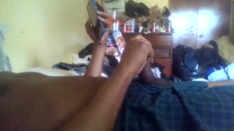 Snapshot of nycguy271 chatting on 06-10-26, 04:39 nycguy271 online show from 06-10-26, 04:39