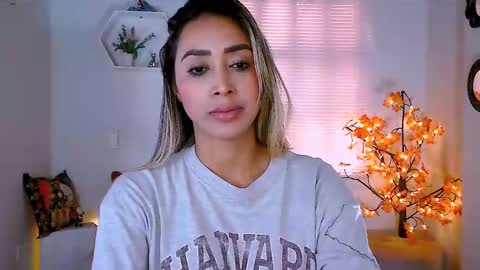 Nycole online show from 12-14-24, 08:08