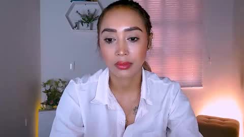 Nycole online show from 01-27-25, 12:16