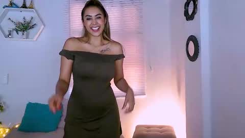 Nycole online show from 02-05-25, 05:31