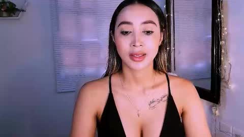 Nycole online show from 11-03-25, 06:53