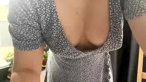 Snapshot of nyconik chatting on 01-22-25, 10:40 Nicol online show from 01-22-25, 10:40