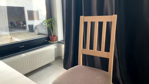 Snapshot of nyconik chatting on 11-24-25, 01:55 Nicol online show from 11-24-25, 01:55