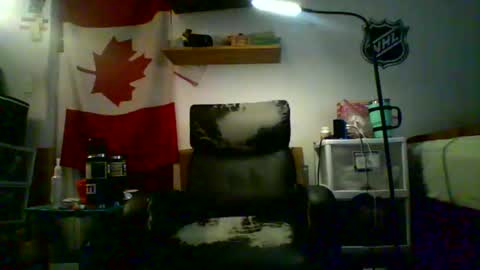 nyisles00 online show from 03-26-26, 02:11