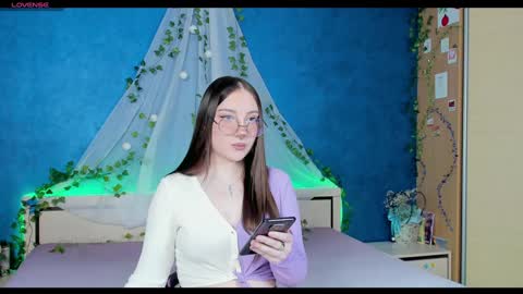 Kat online show from 01-22-25, 06:52