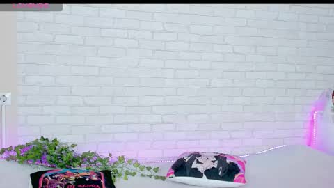 Kat online show from 12-05-25, 09:18