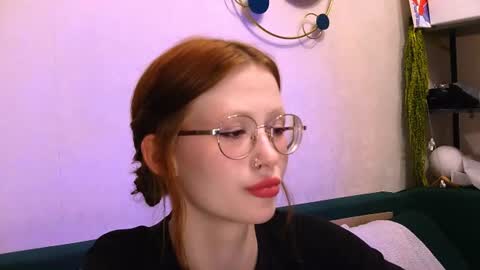 nyra_thira online show from 06-16-26, 12:46