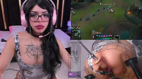 Snapshot of nyveth chatting on 05-05-26, 02:58 Nyvet online show from 05-05-26, 02:58