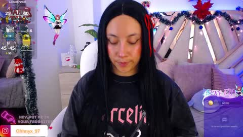 Alex   .    online show from 01-09-25, 05:34