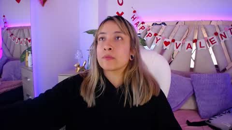 Alex   .    online show from 02-23-25, 07:38