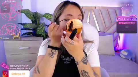 Alex   .    online show from 03-06-25, 08:59