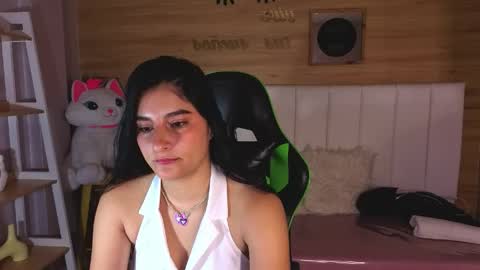 Snapshot of nyx_kitty_a chatting on 06-05-26, 03:18 Nia online show from 06-05-26, 03:18