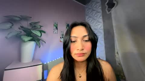 Snapshot of nyxagatha33 chatting on 07-28-26, 04:39 Agatha online show from 07-28-26, 04:39