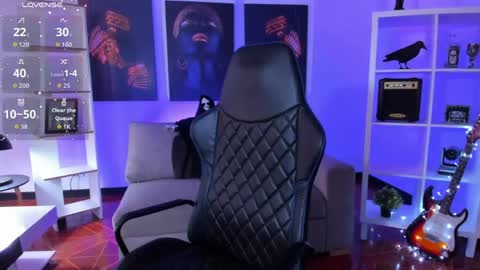 Nyx online show from 04-18-26, 01:26